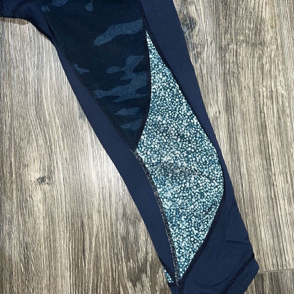 Lululemon Wunder Under Size 4 - image 3